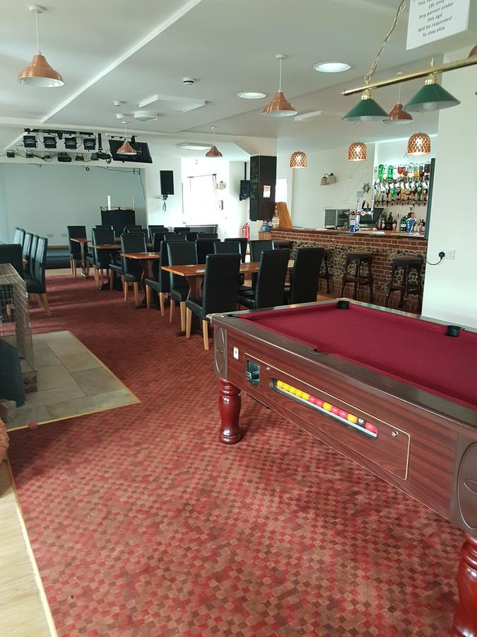 The Cliff Top Inn Bacton  Bagian luar foto