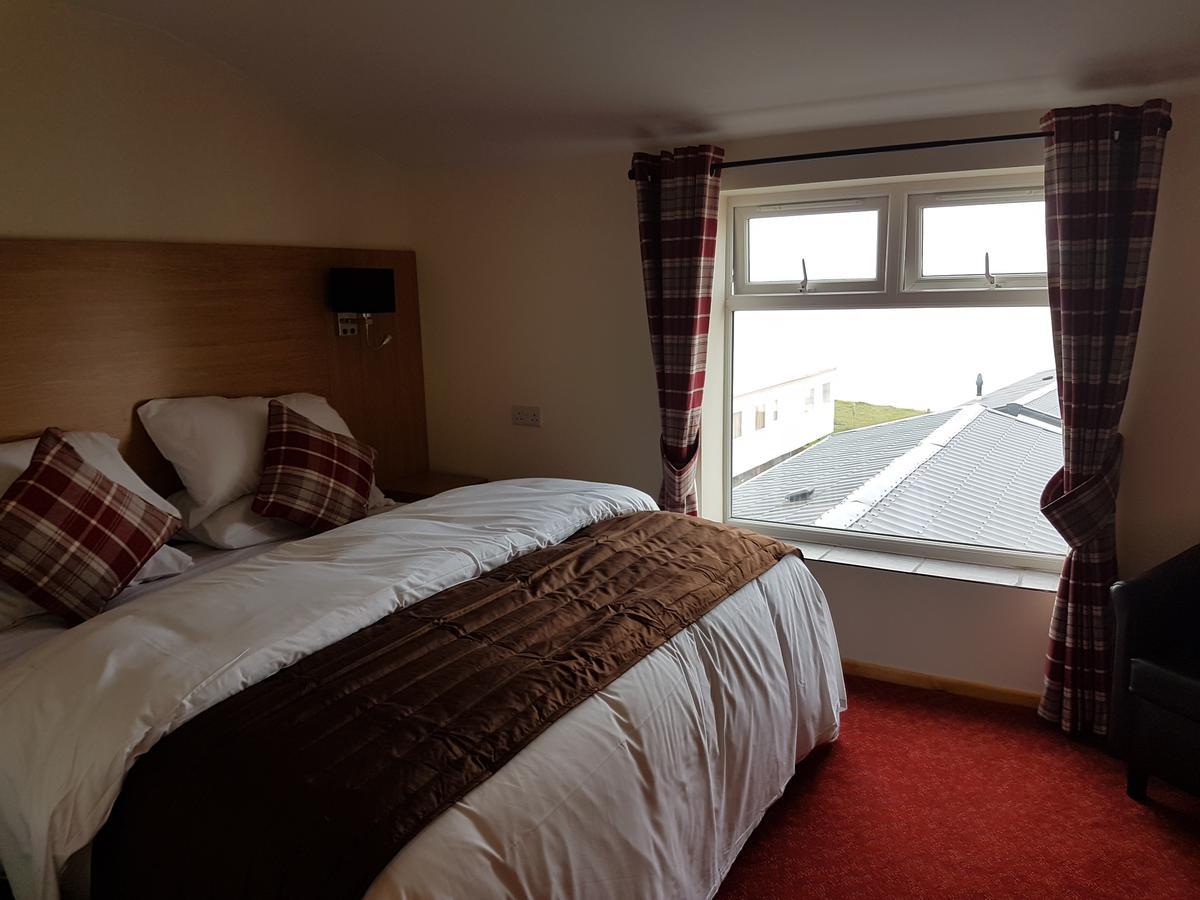 The Cliff Top Inn Bacton  Bagian luar foto
