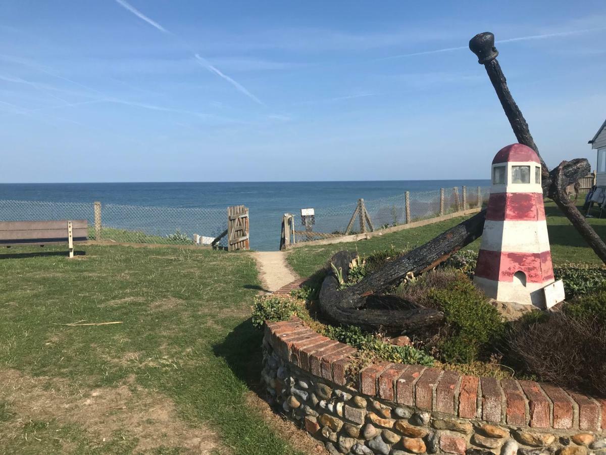 The Cliff Top Inn Bacton  Bagian luar foto