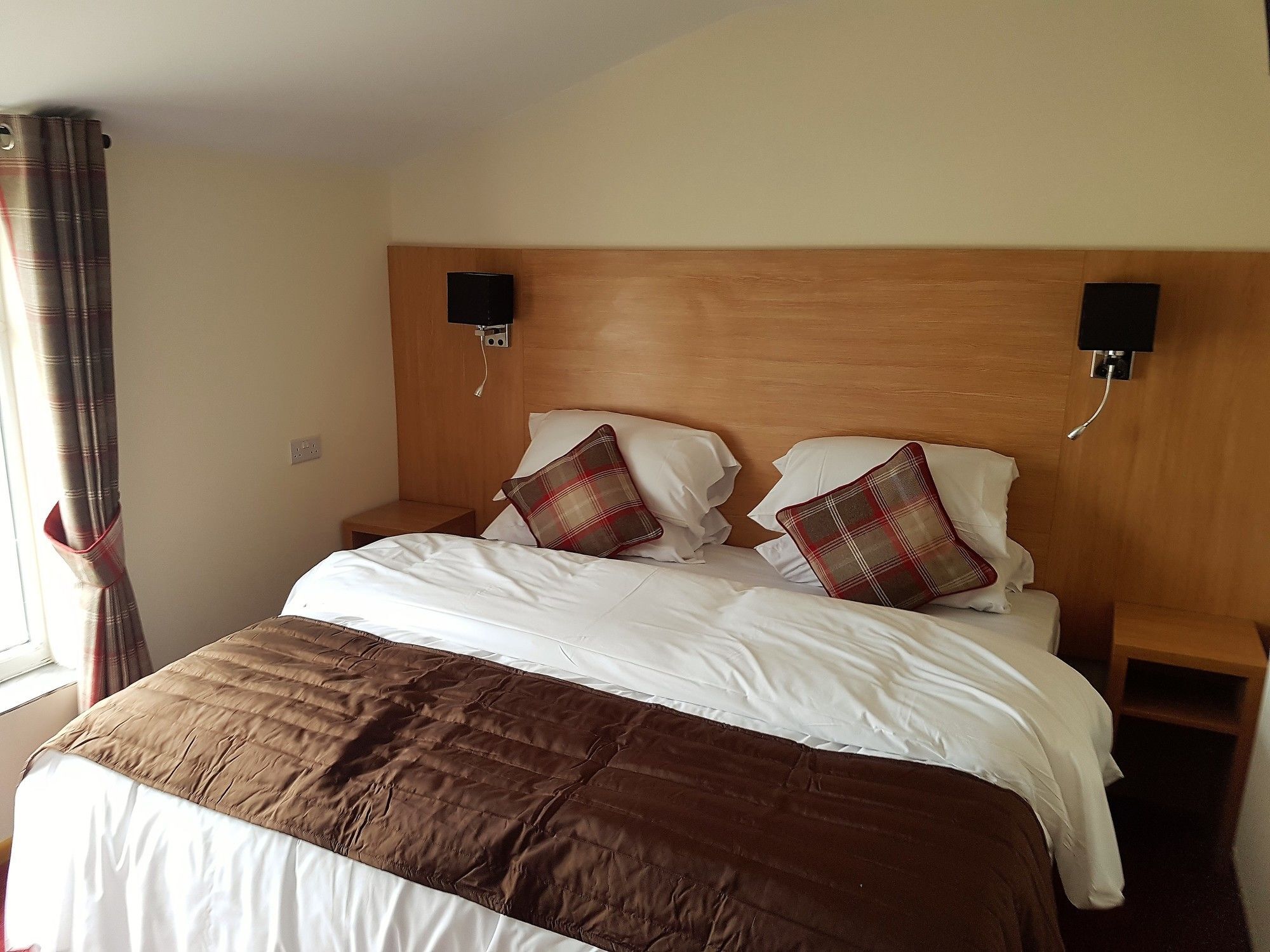 The Cliff Top Inn Bacton  Bagian luar foto